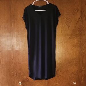 Elegant Navy Midi Dress